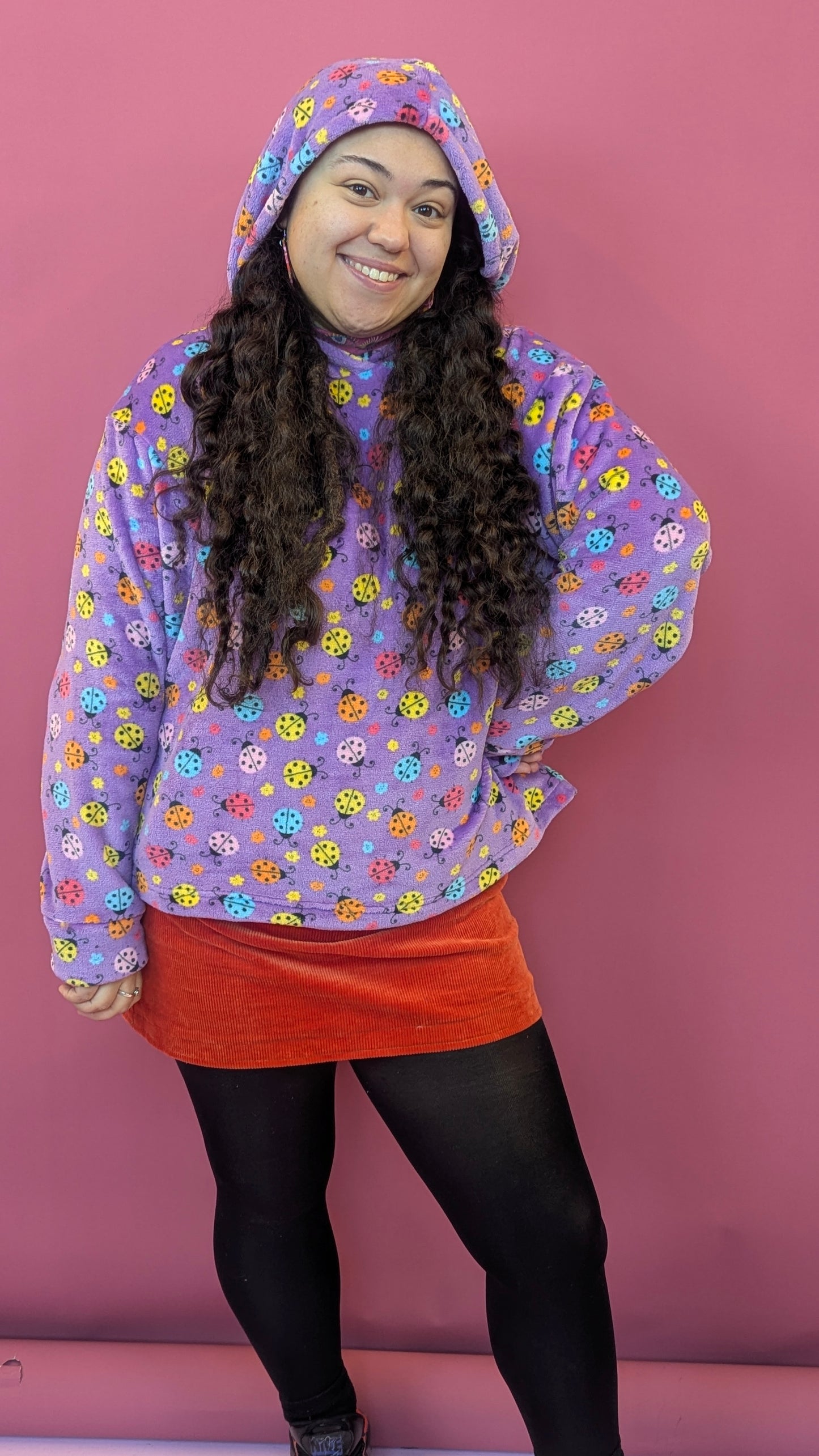 Hooded Pullover in Lilac Ladybirds