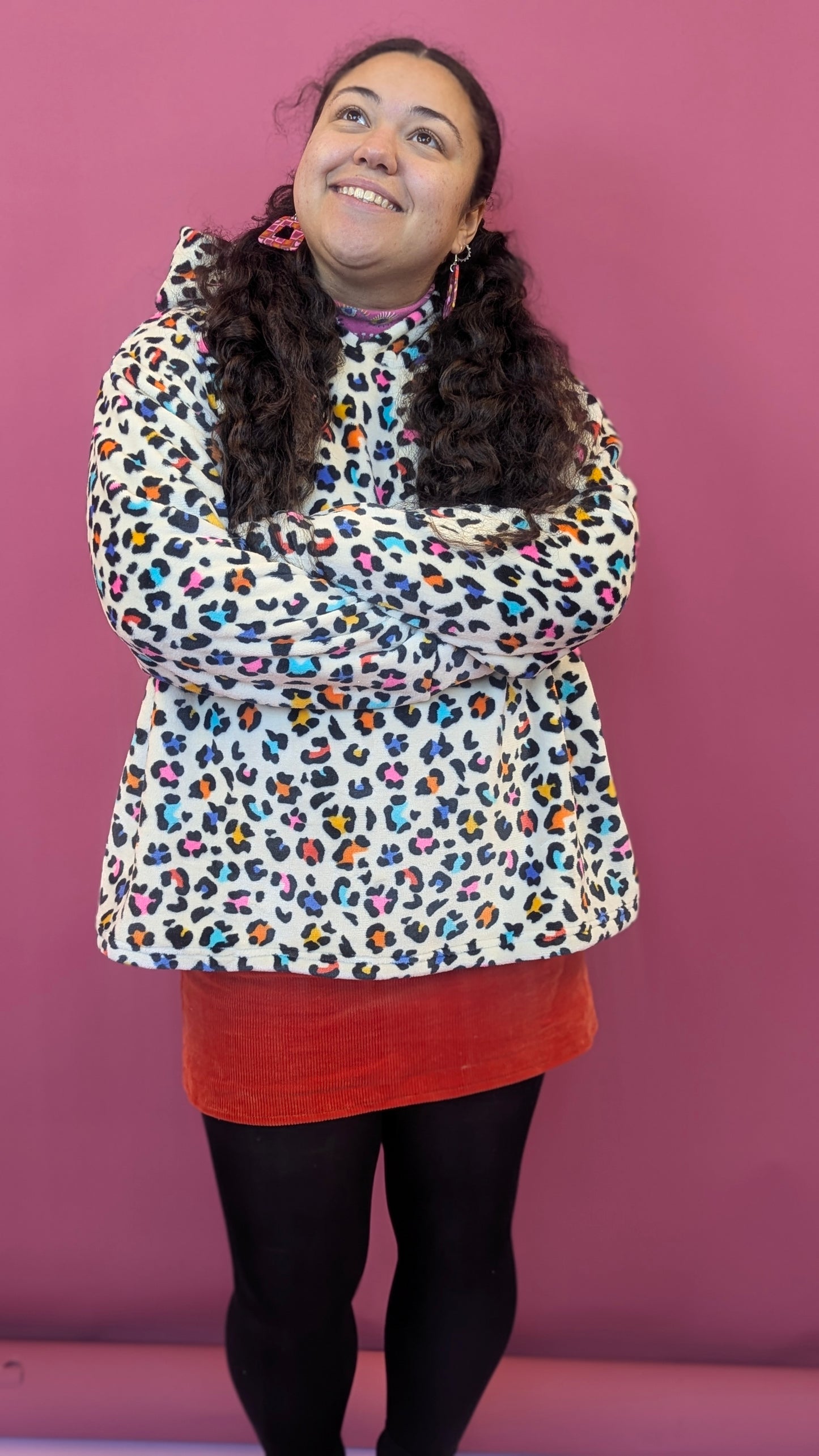 Hooded Pullover in White Leopard