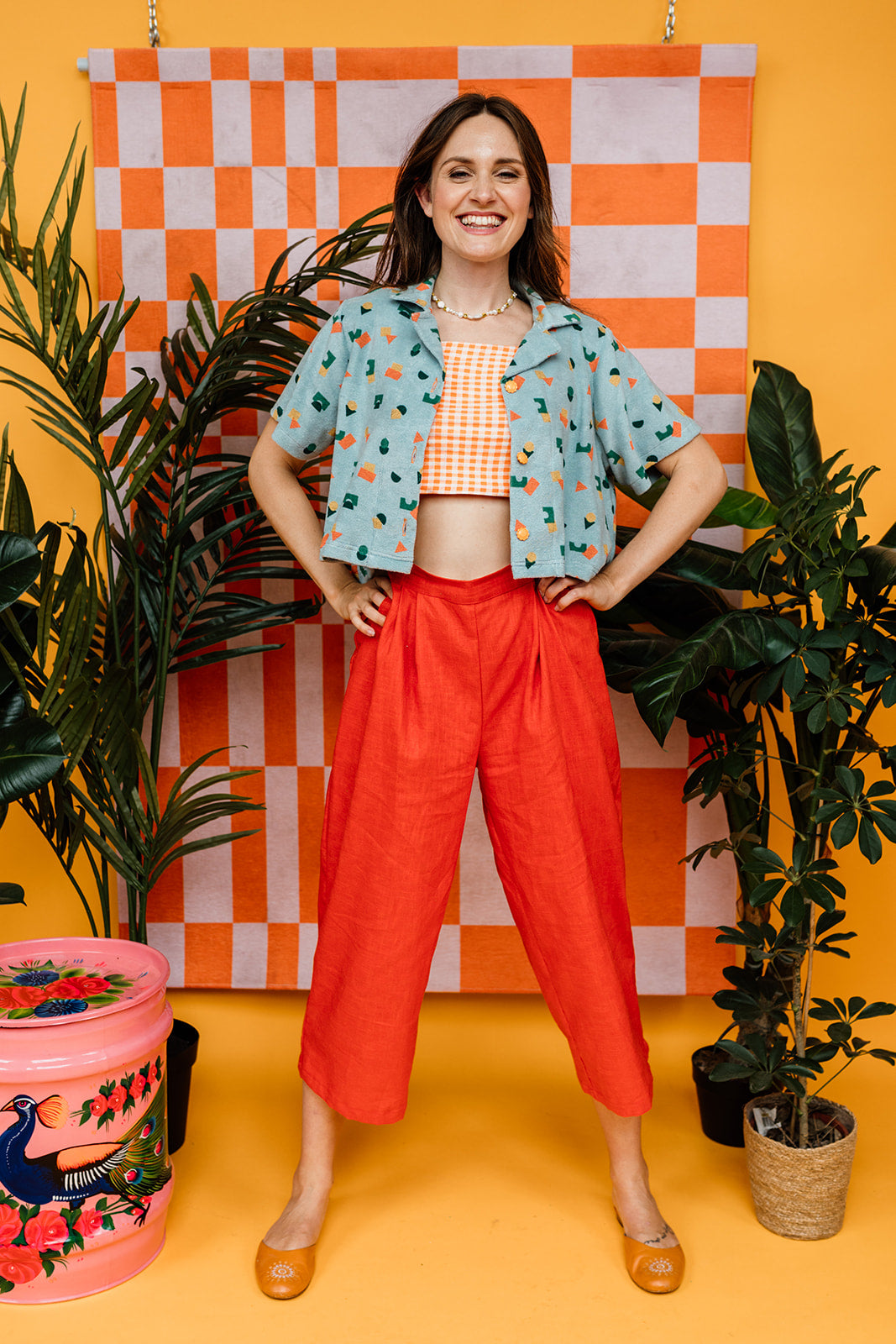 Cropped Bowling Shirt in Aqua Shapes