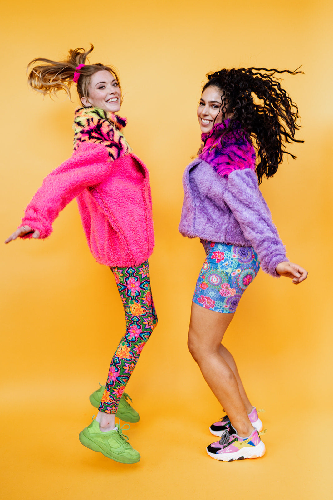 Organic Cotton Leggings in Green Cross Stitch