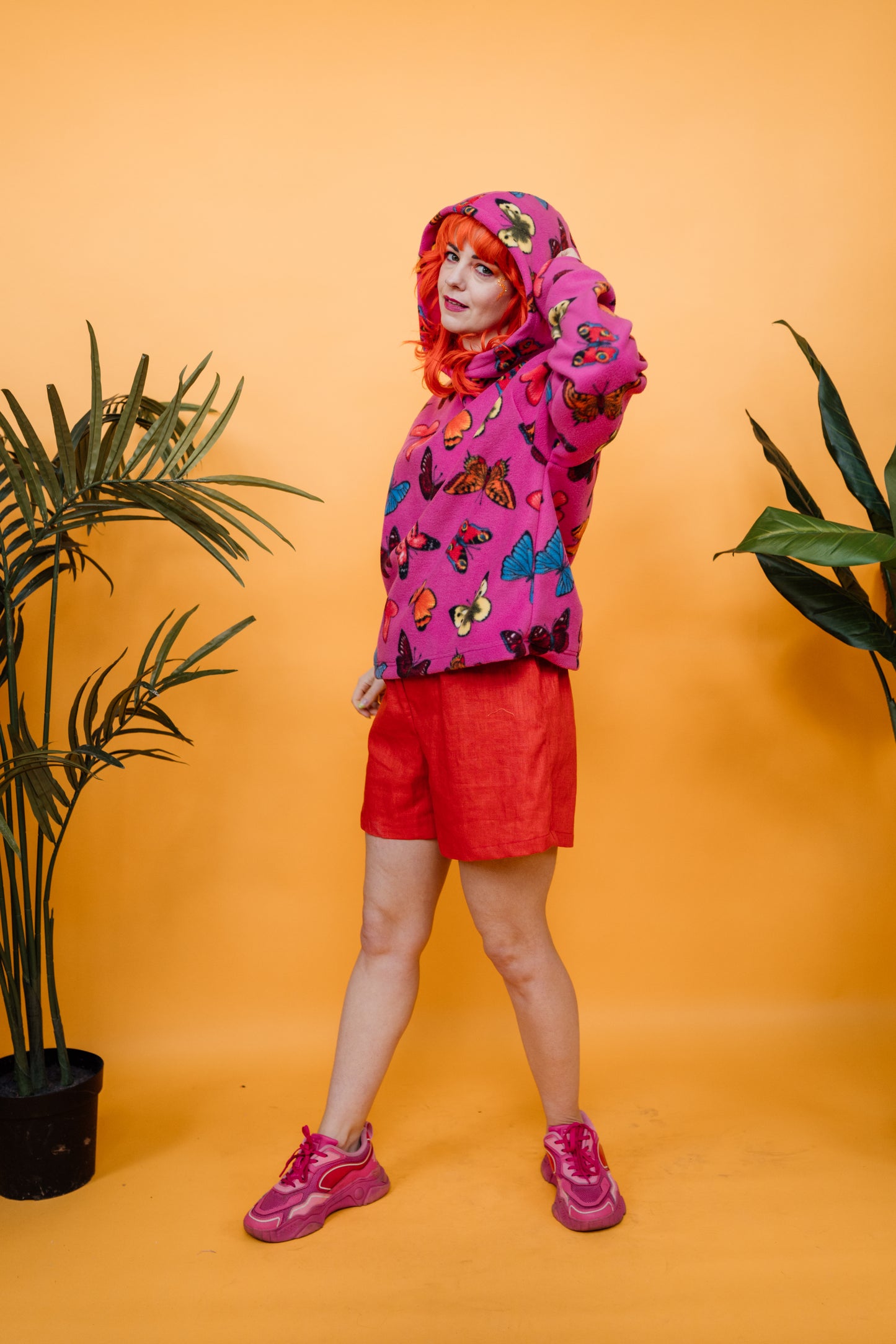 Hooded Pullover in Butterfly Print