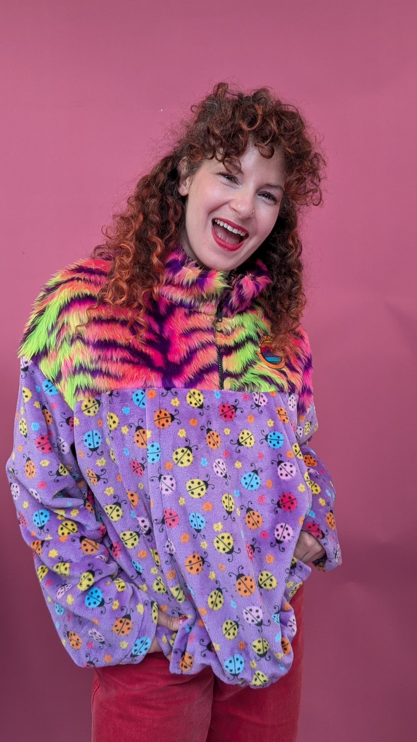 Half-Zip Pullover in Ladybird and Carnival Tiger