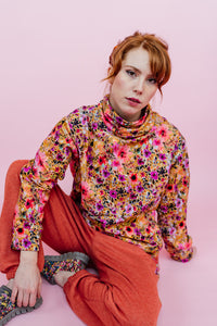 Funnel Neck Pullover in Mustard Floral