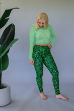 Load image into Gallery viewer, Leggings in Green Leopard Print